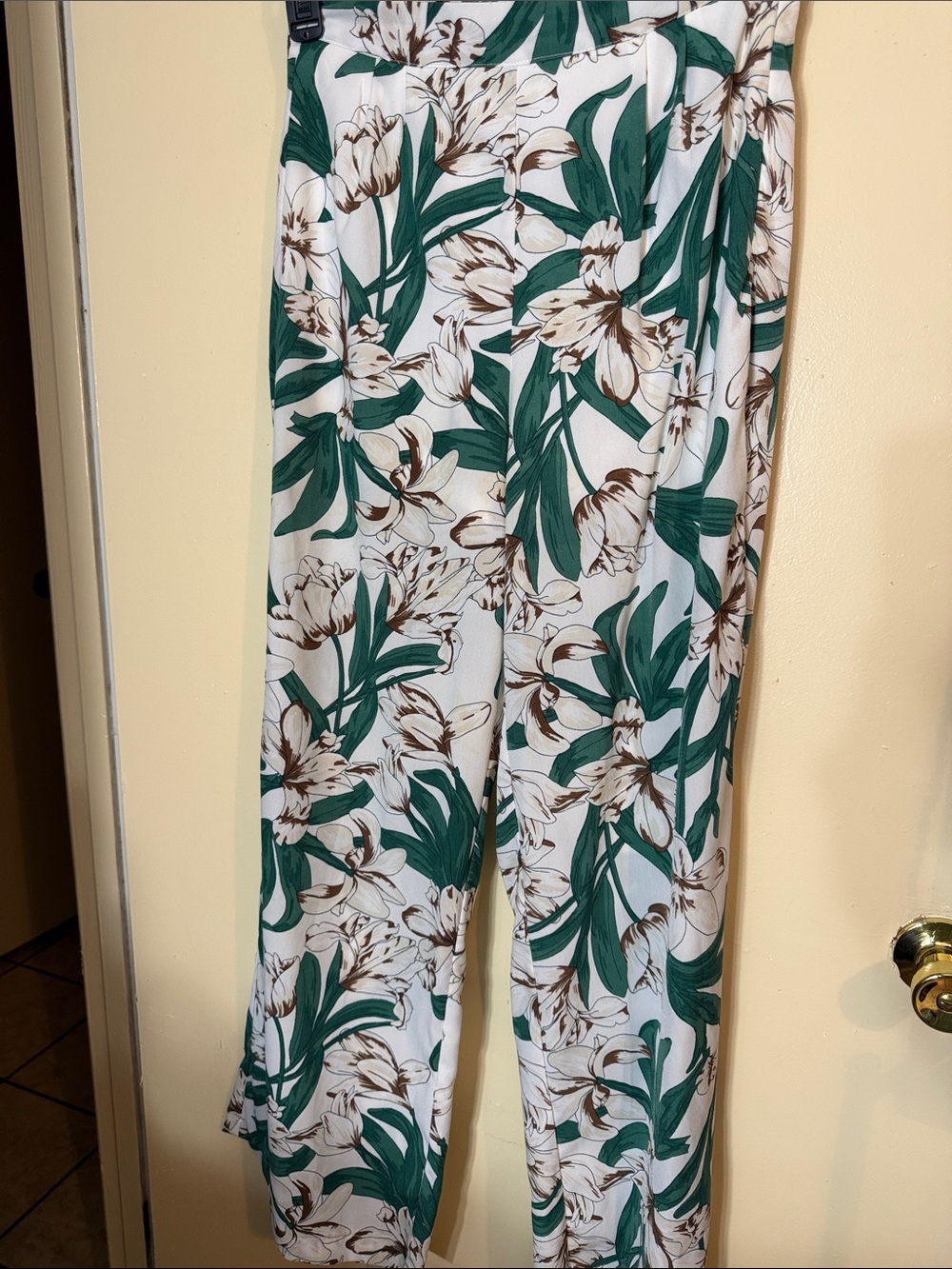 Blu Pepper White Floral Wide-Leg Jumpsuit Pants